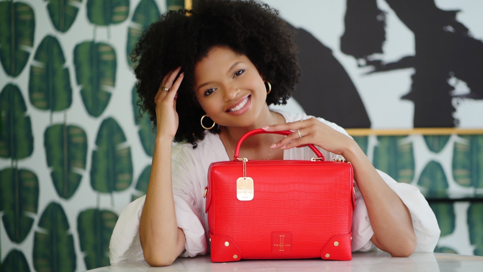 The GRANDMERE Trunk Handbag: The Perfect Christmas Gift for the Woman in Your Life