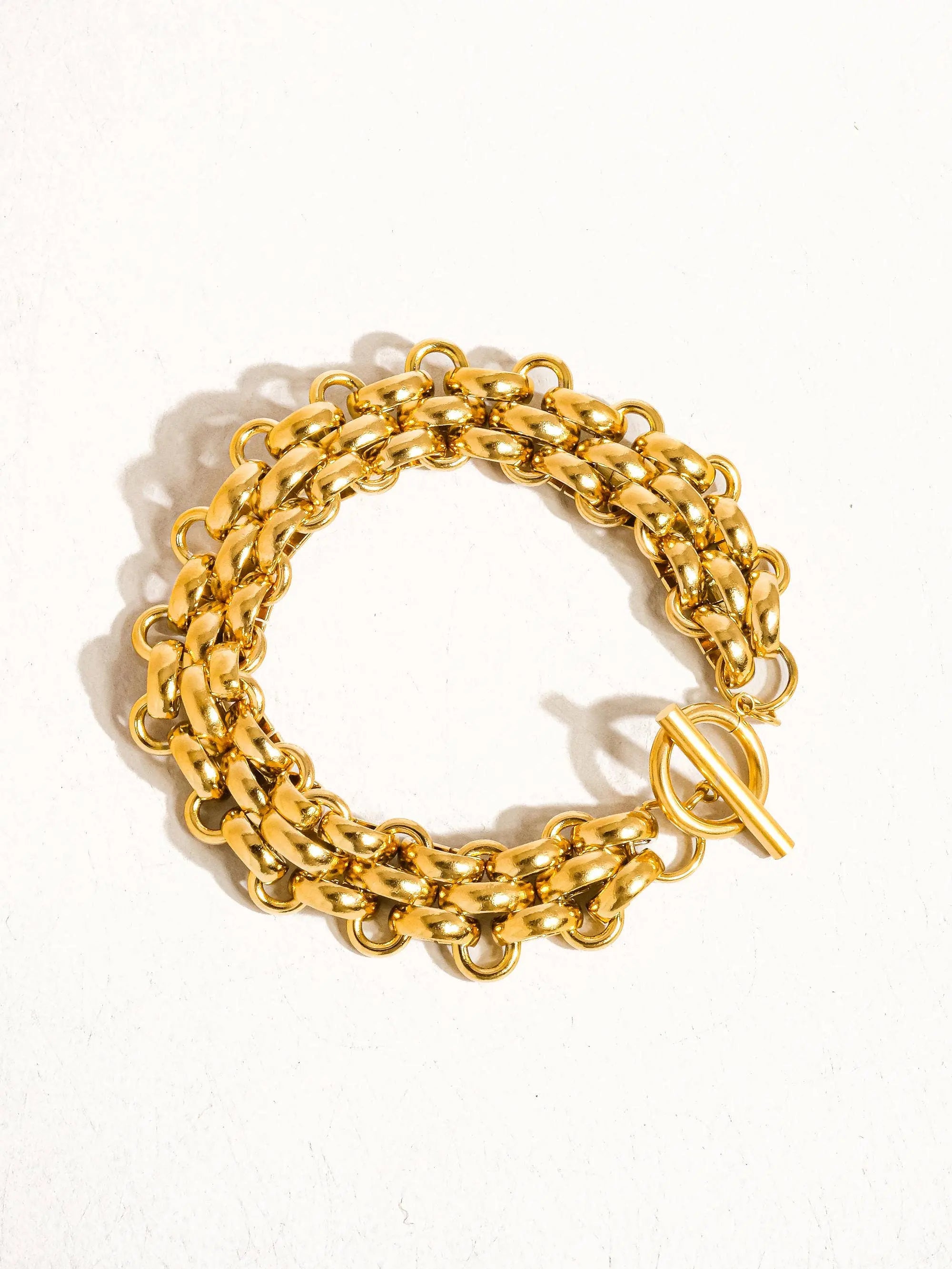 Donni 18K Gold Non-Tarnish Bold Weave Bracelet Flânerie by MAIQ