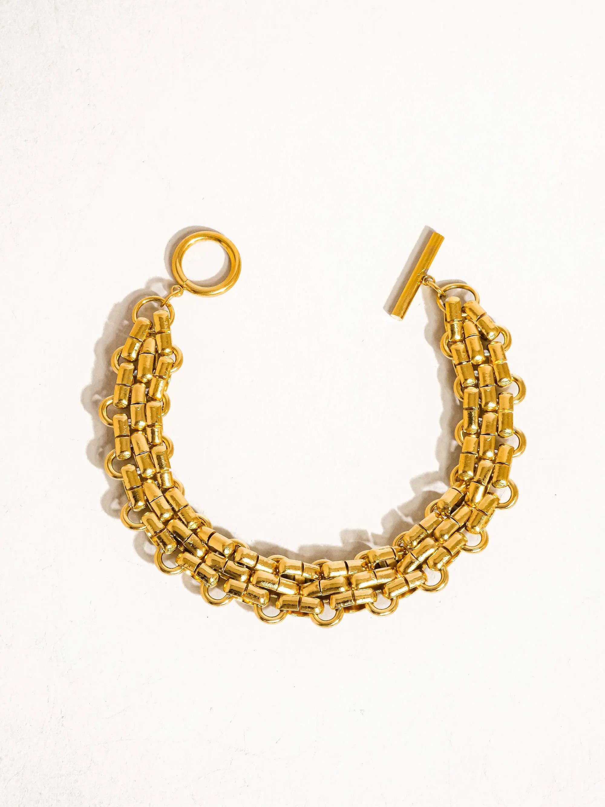 Donni 18K Gold Non-Tarnish Bold Weave Bracelet Flânerie by MAIQ
