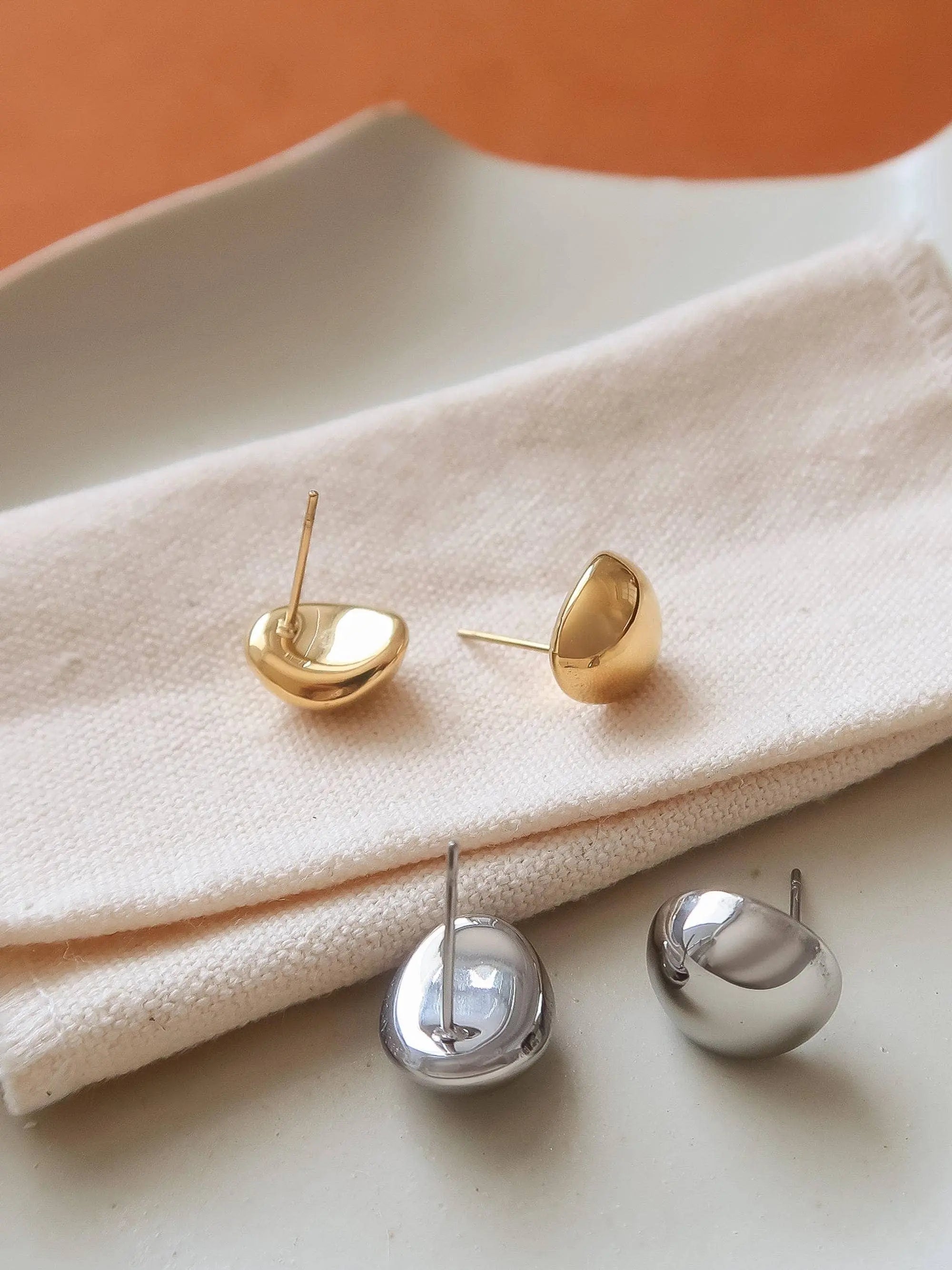 Helene 18K Gold Non-Tarnish Small Dome Earrings Flânerie by MAIQ