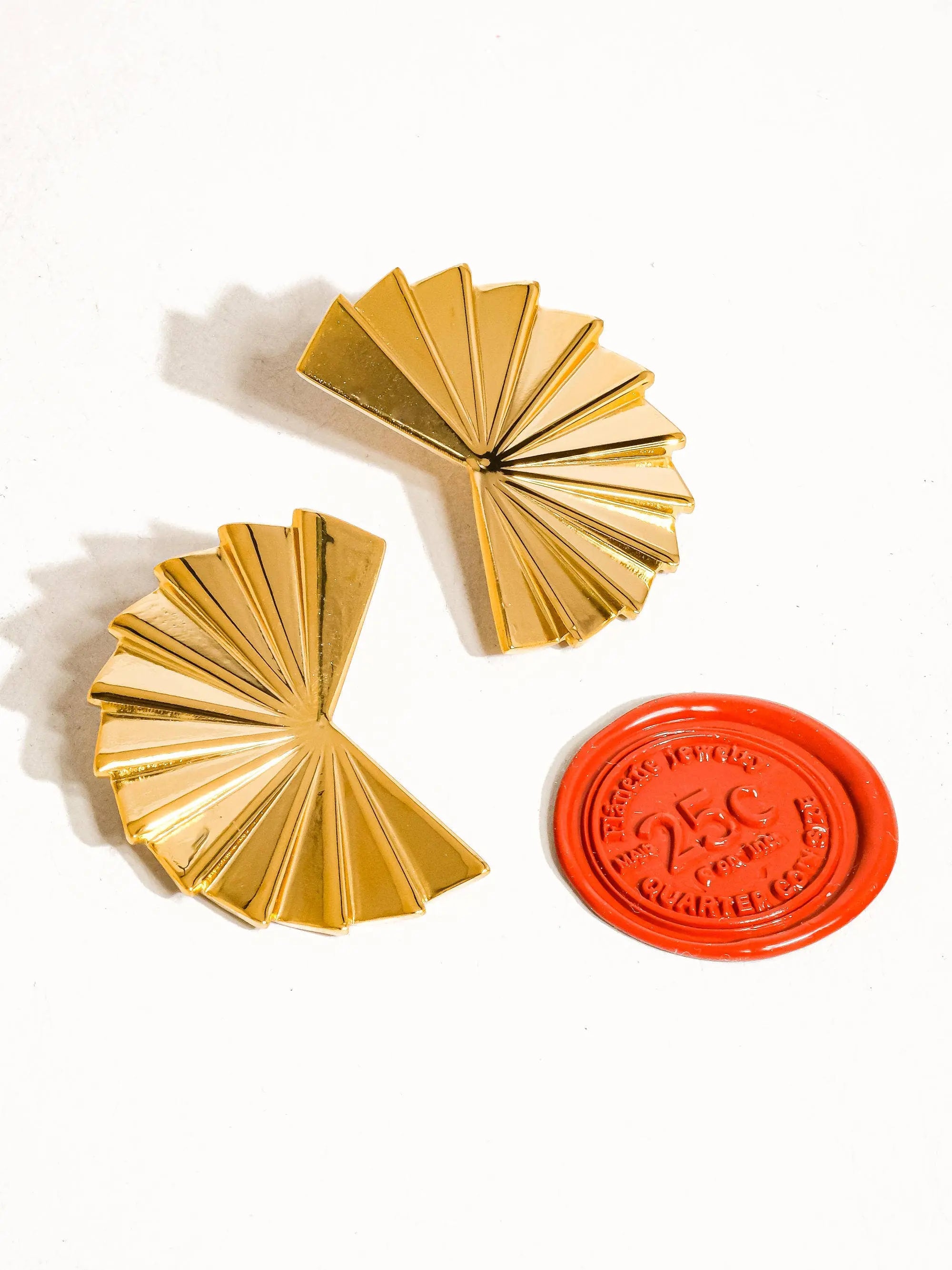 Soline 18K Gold Non-Tarnish Folded Fan Earring Flânerie by MAIQ