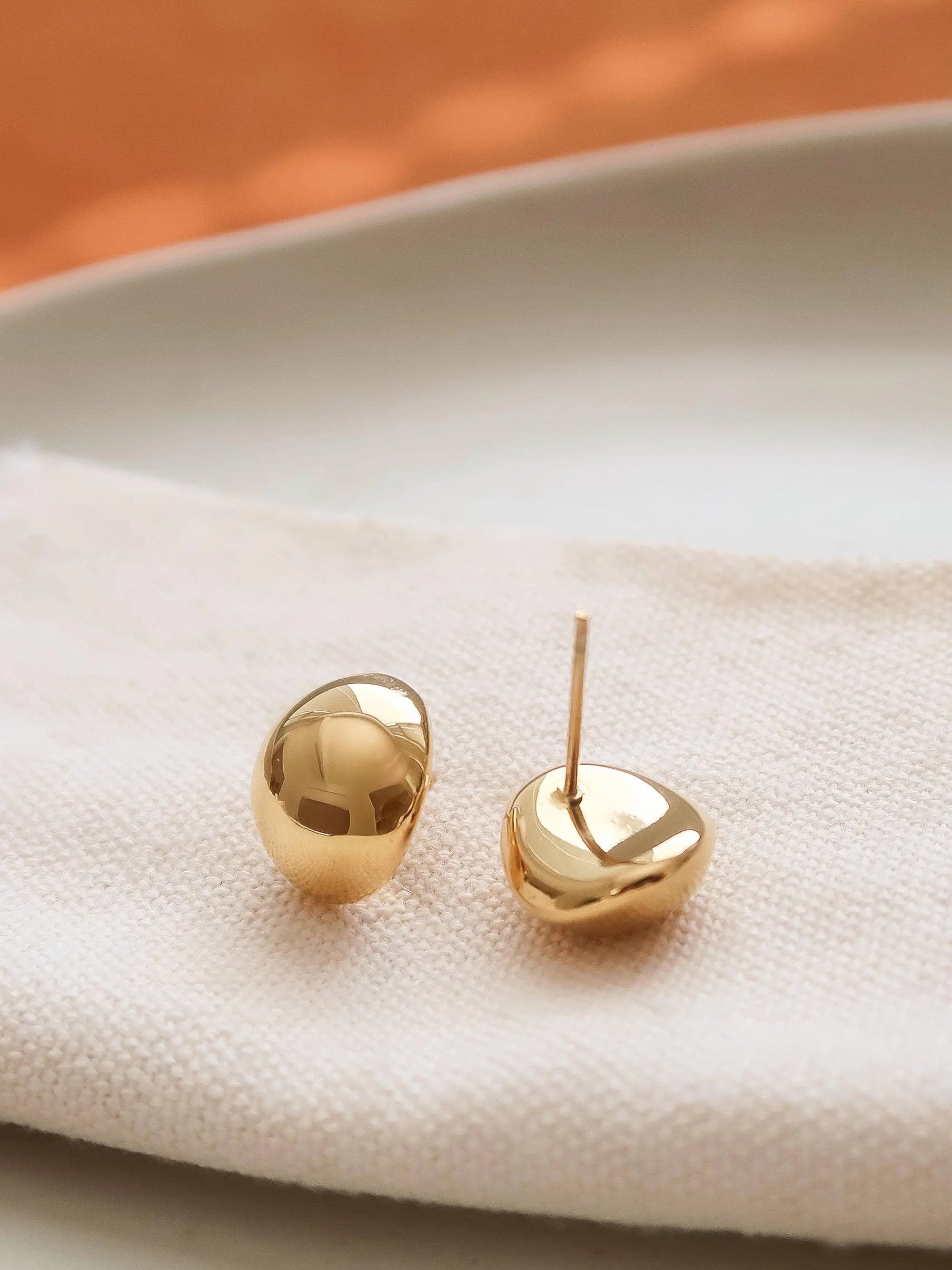 Helene 18K Gold Non-Tarnish Small Dome Earrings Flânerie by MAIQ