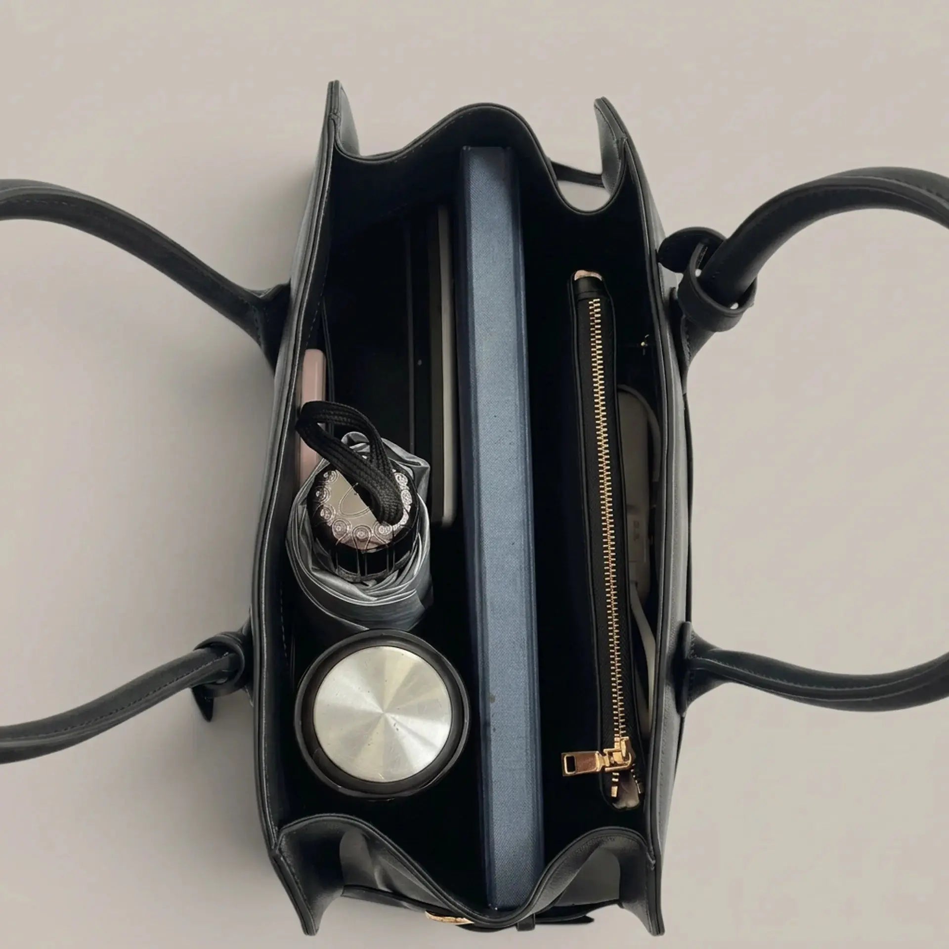 THE ST. CYR MODERN TOTE BAG thebagicon