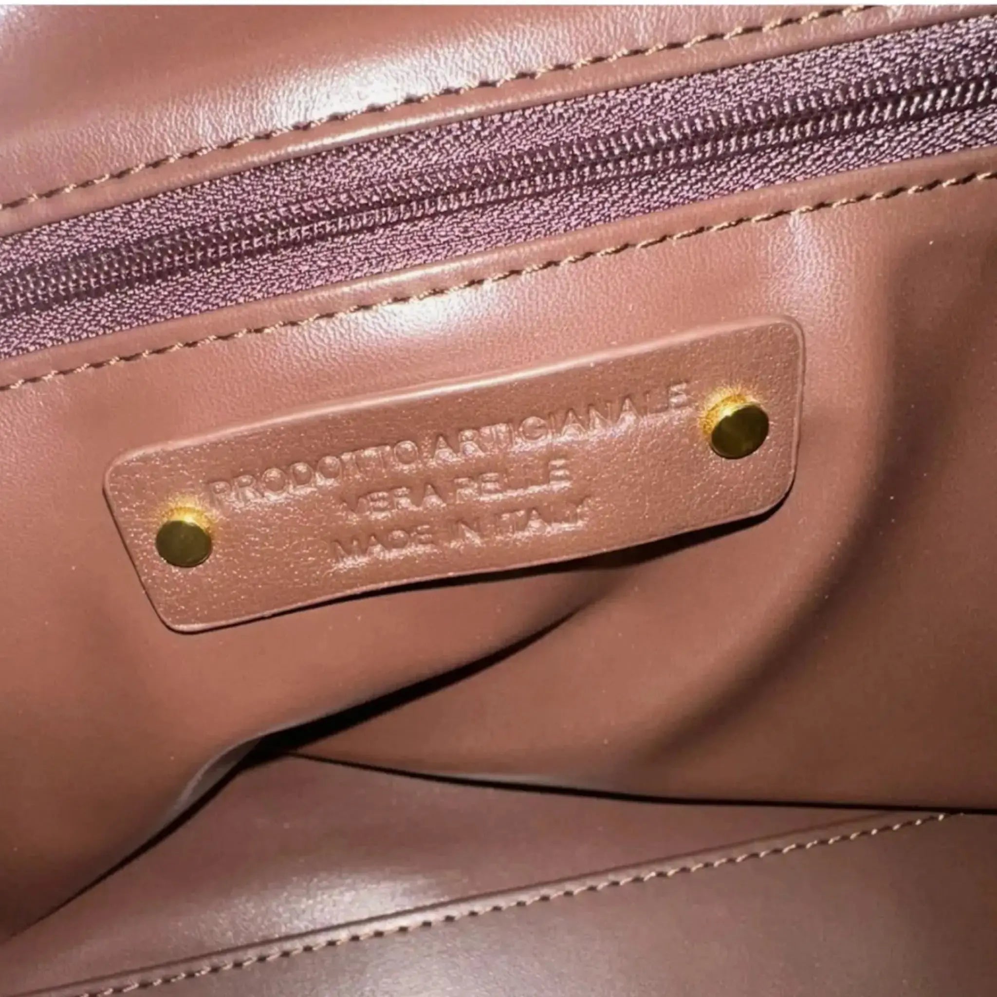 THE LUCY CHUNKY BELT BAG thebagicon