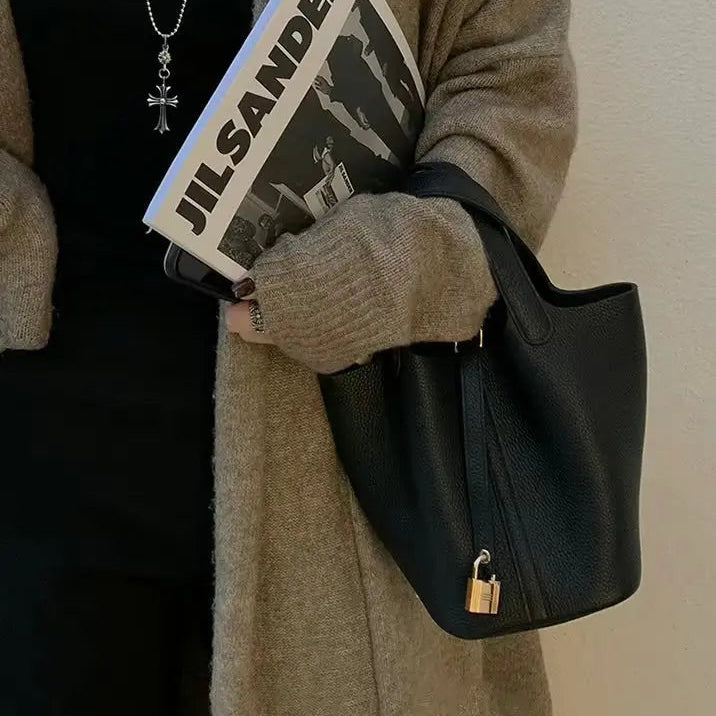 The Kathleen Bucket Bag Nanabags