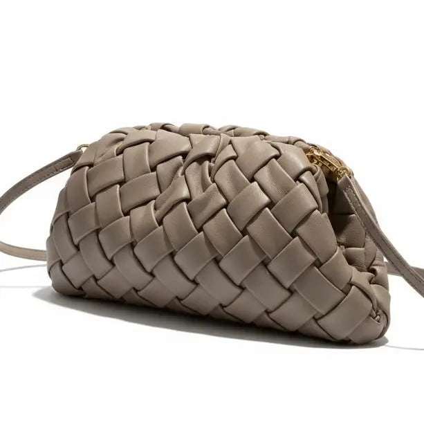 THE PHILLIS WOVEN CLUTCH thebagicon
