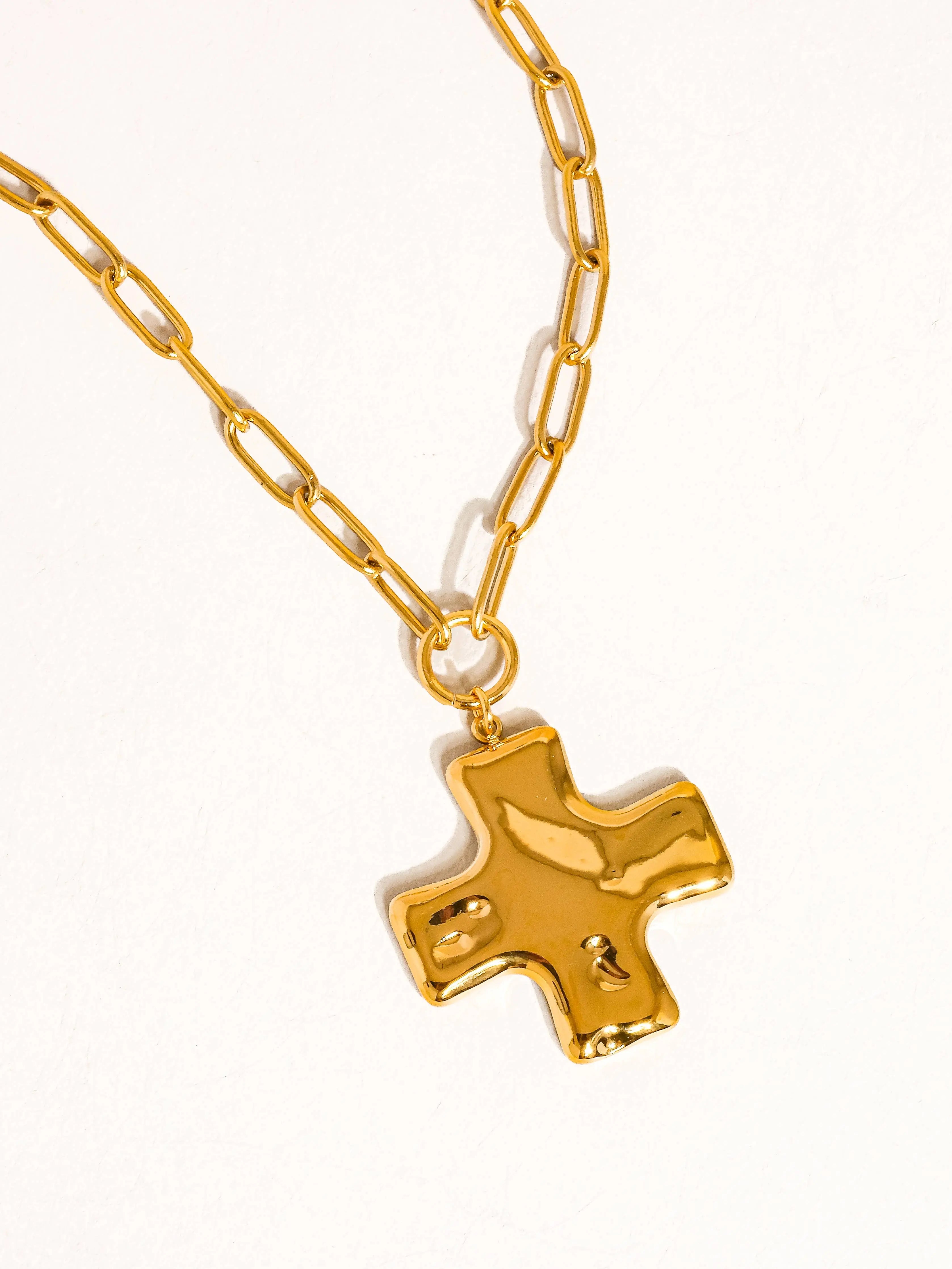 Bari 18K Non-Tarnish Cross Chain Necklace Flânerie by MAIQ