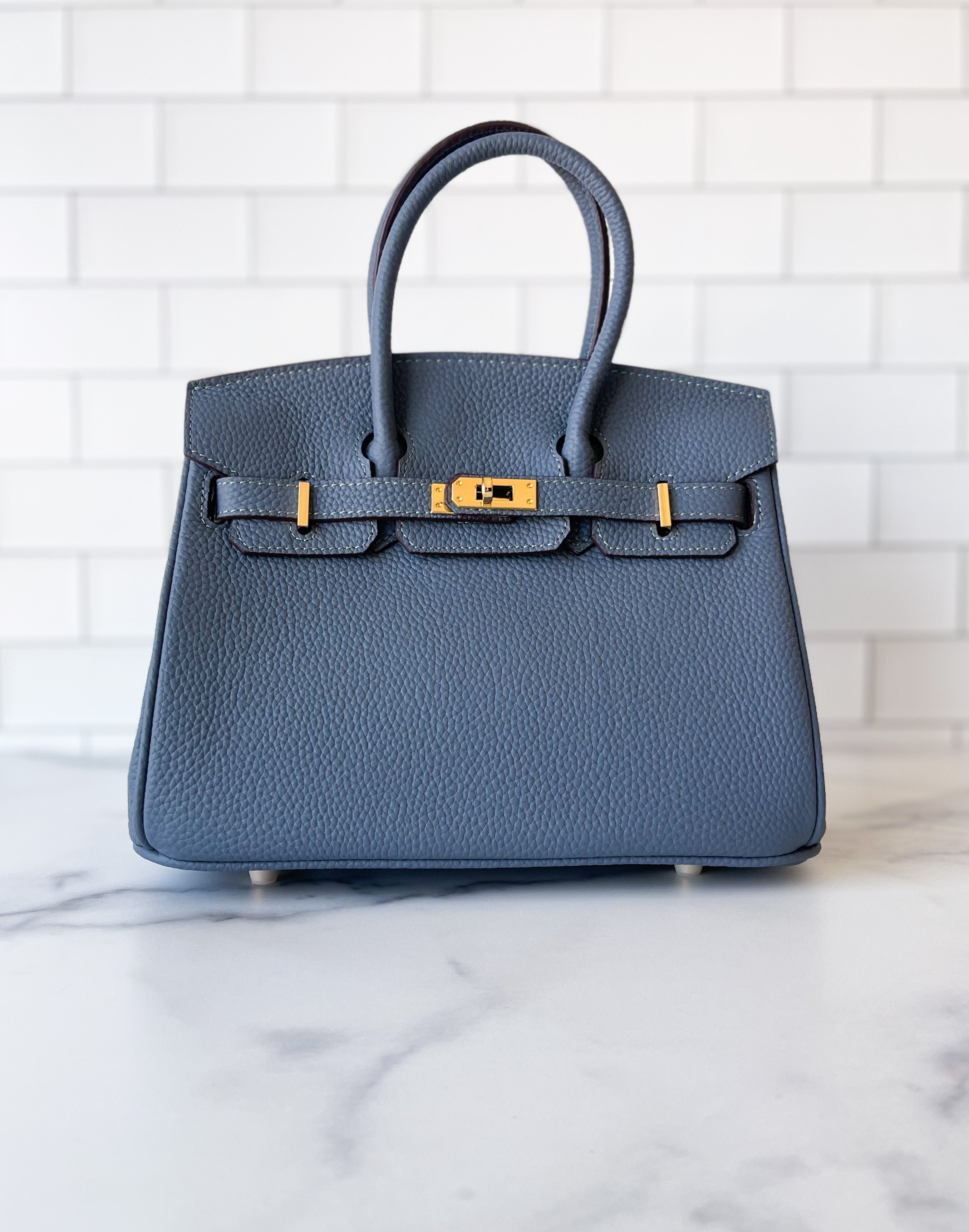 Lindy 30 in Blue Nuit with Rouge Tomate Interior